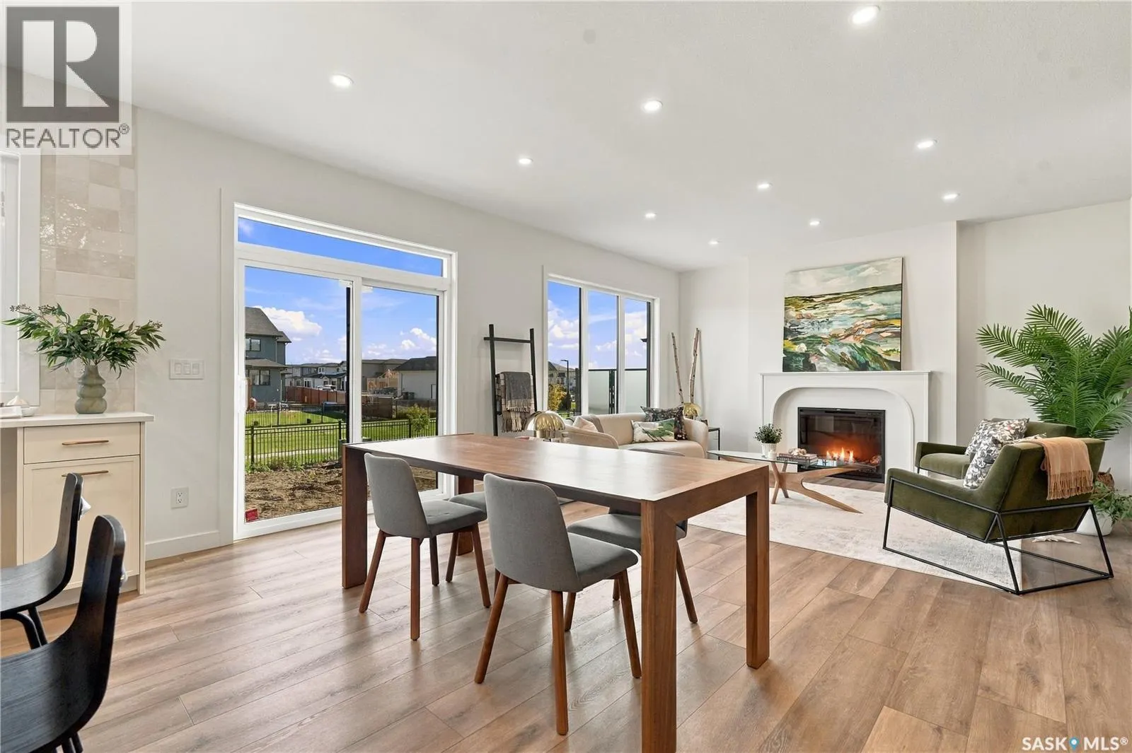 660 Pepper BEND