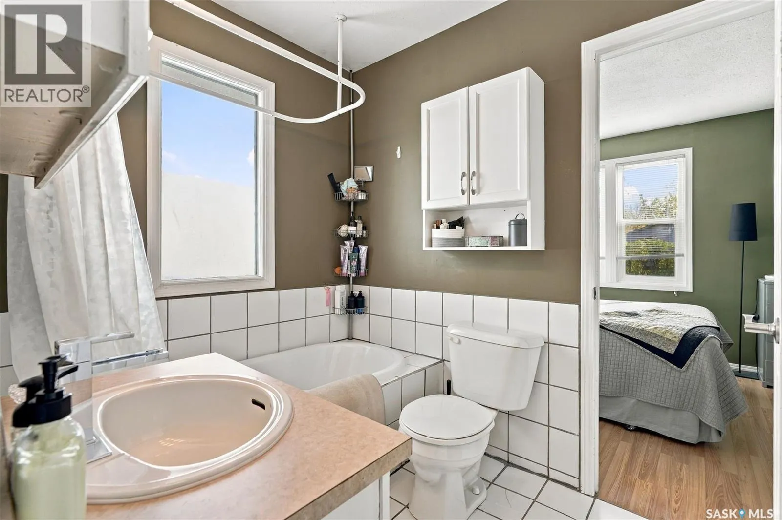110 109th STREET W