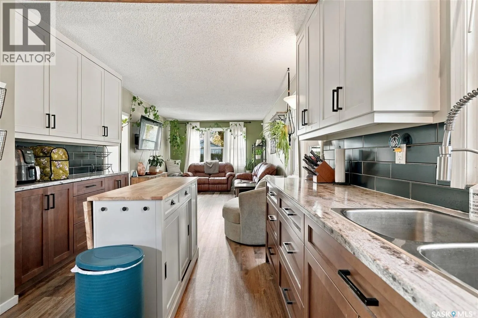 110 109th STREET W