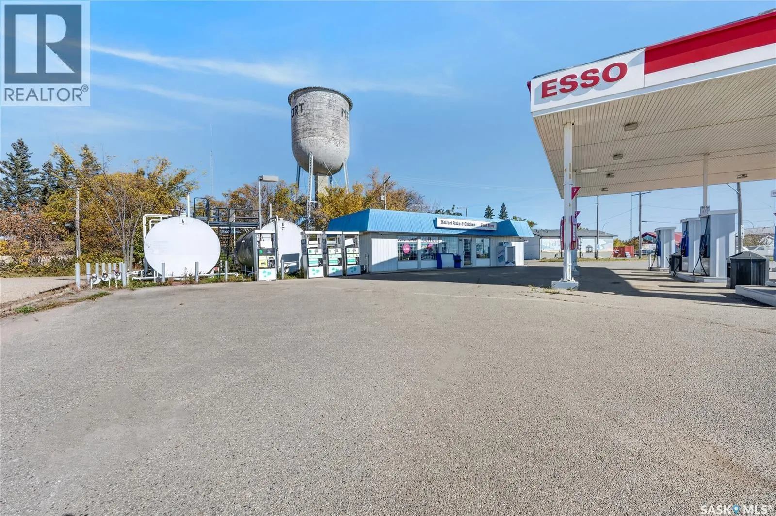 300 SASKATCHEWAN DRIVE W
