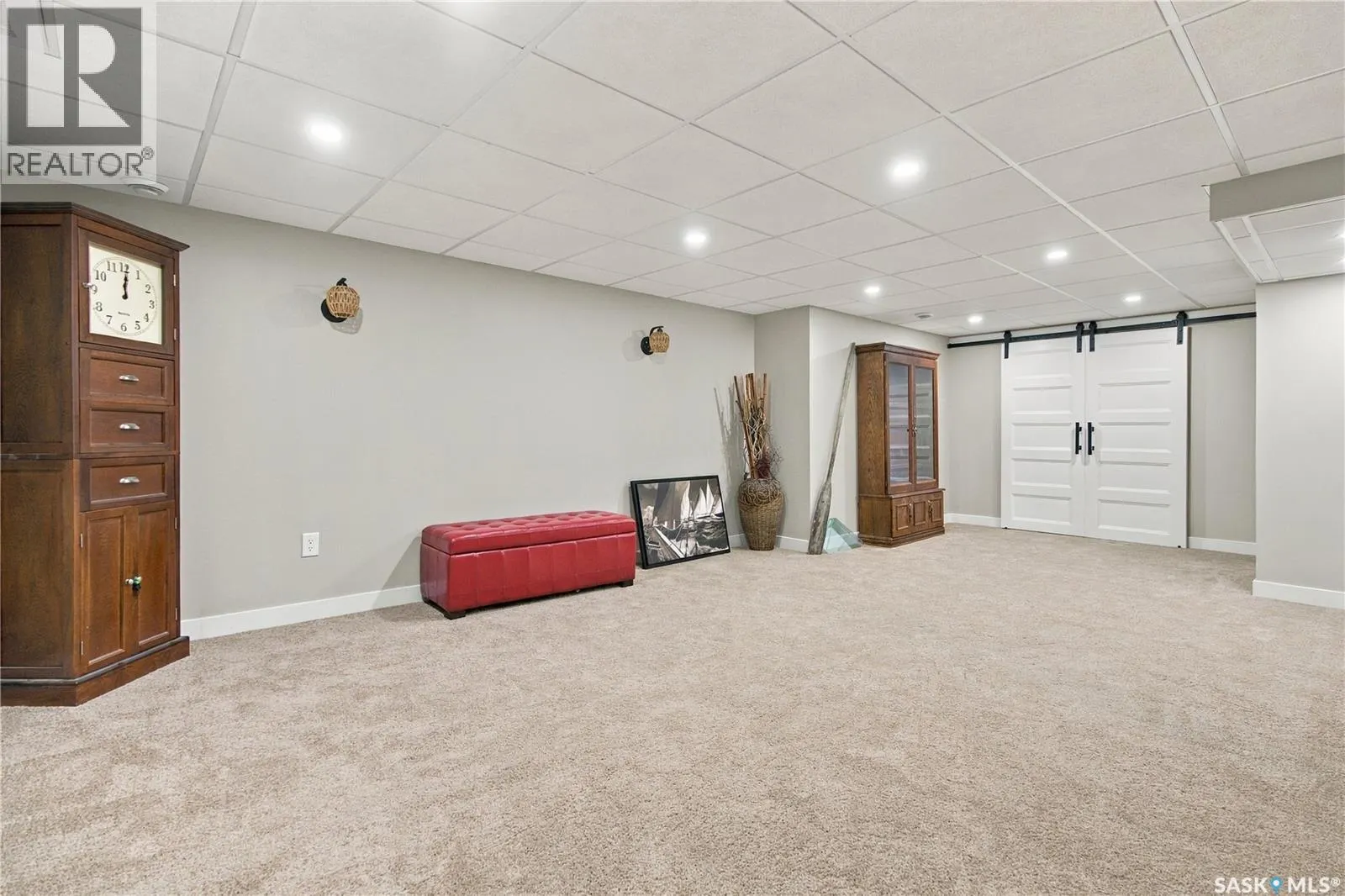 1311 Queen CRESCENT