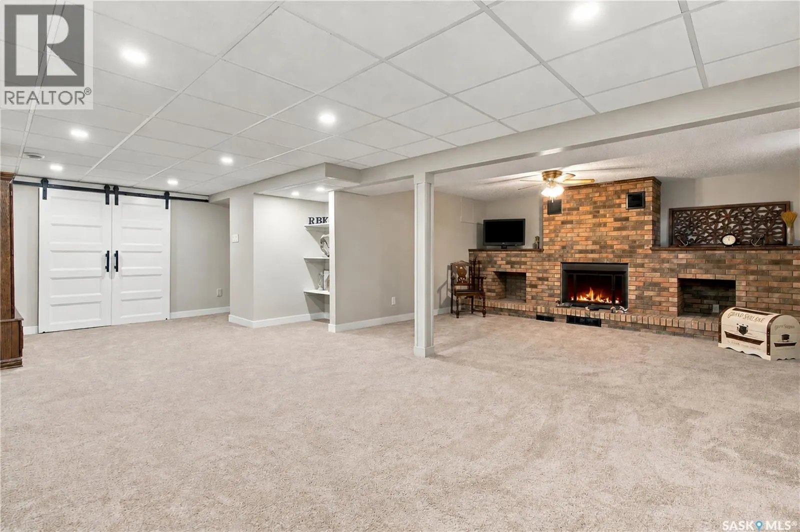 1311 Queen CRESCENT