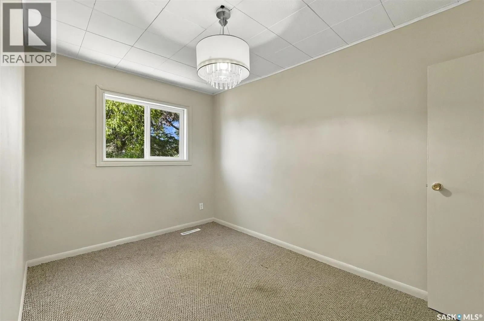 302 McMillan AVENUE