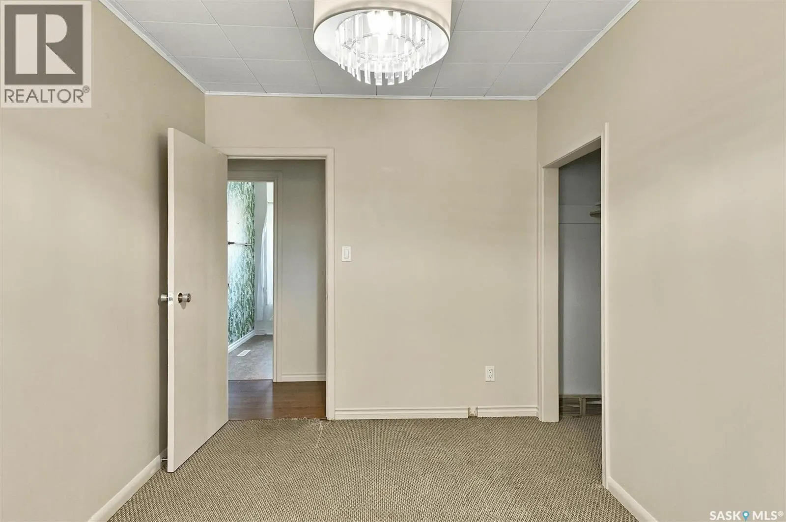 302 McMillan AVENUE