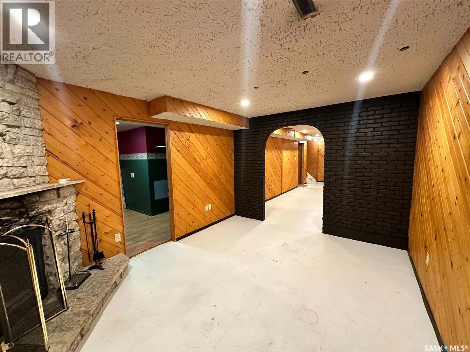 2145 37th STREET W