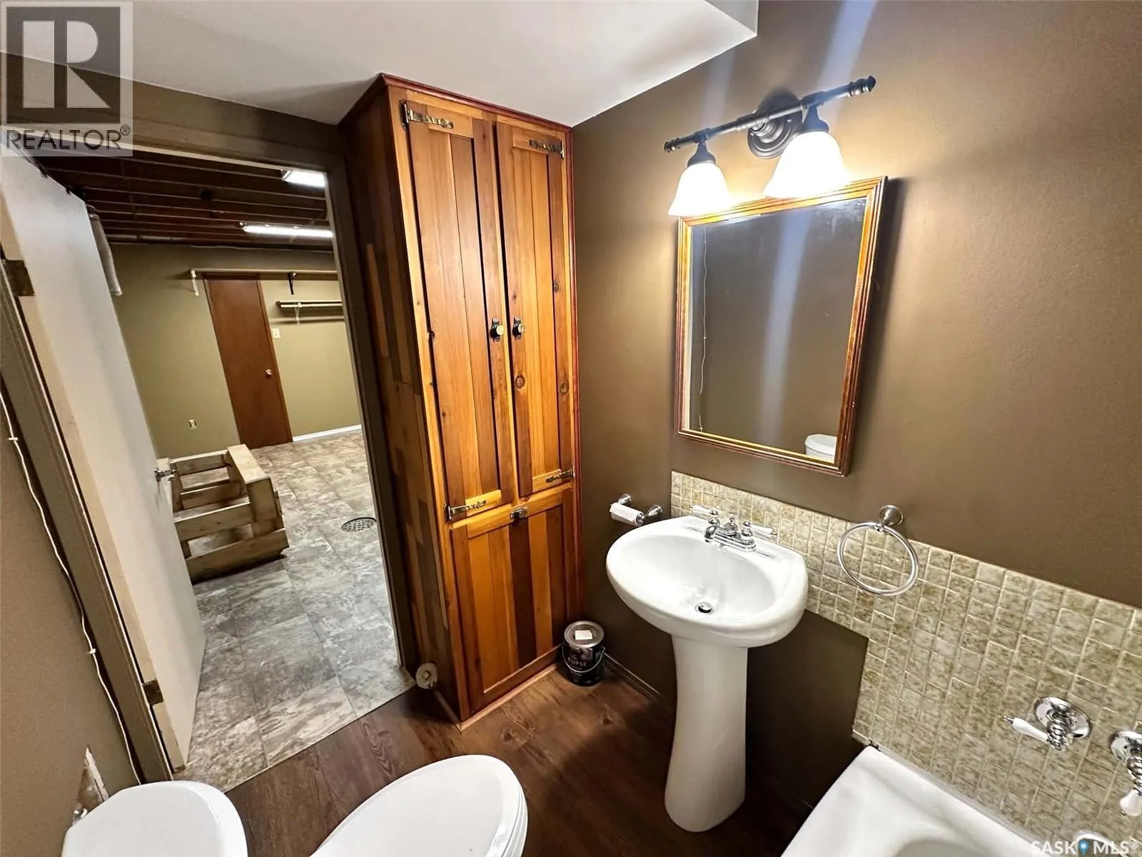 2145 37th STREET W