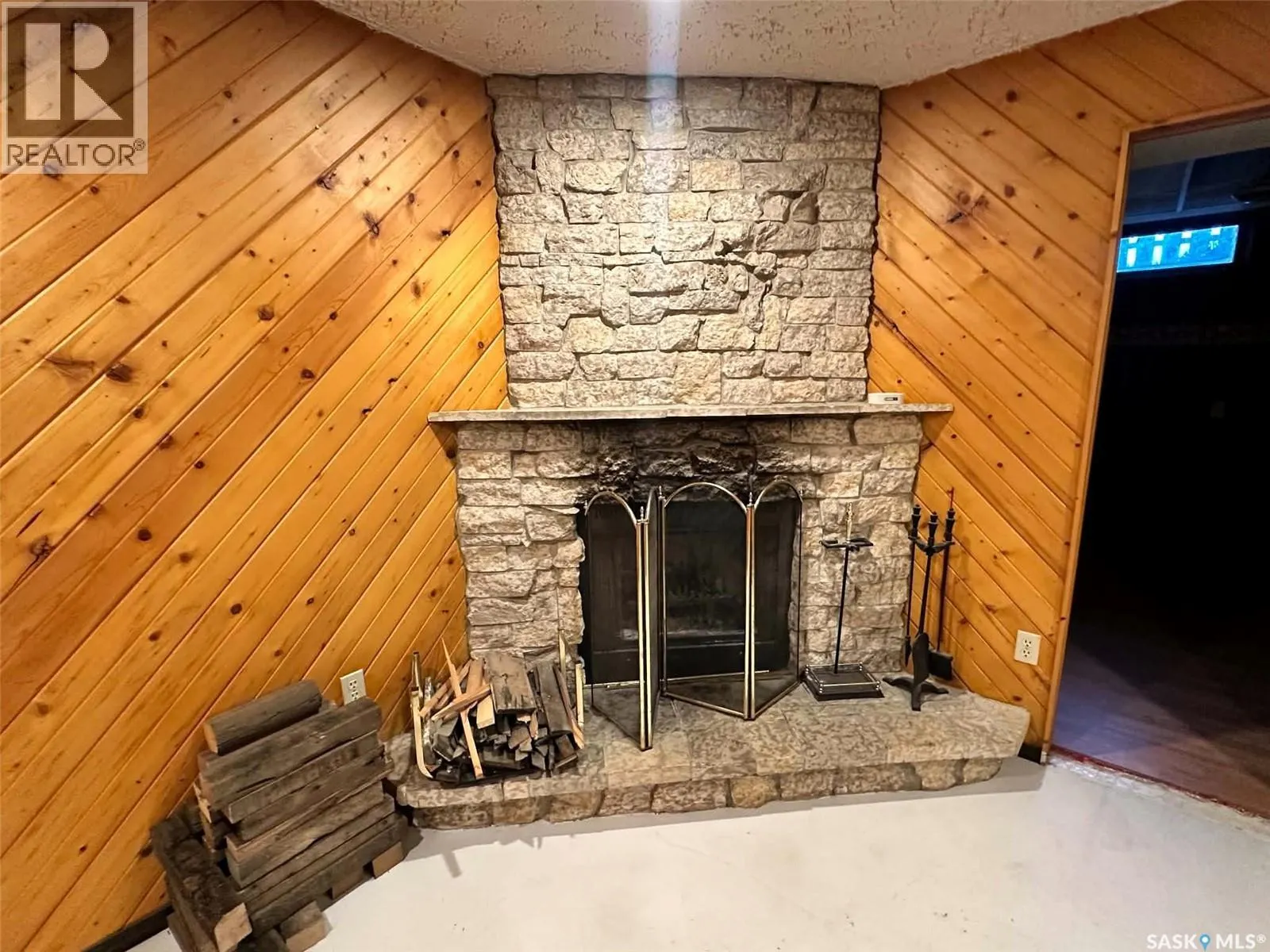 2145 37th STREET W