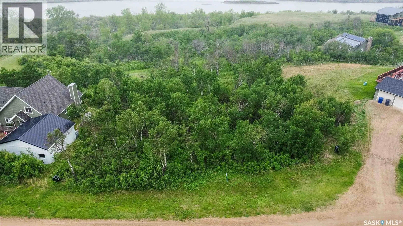 482 Saskatchewan ROAD