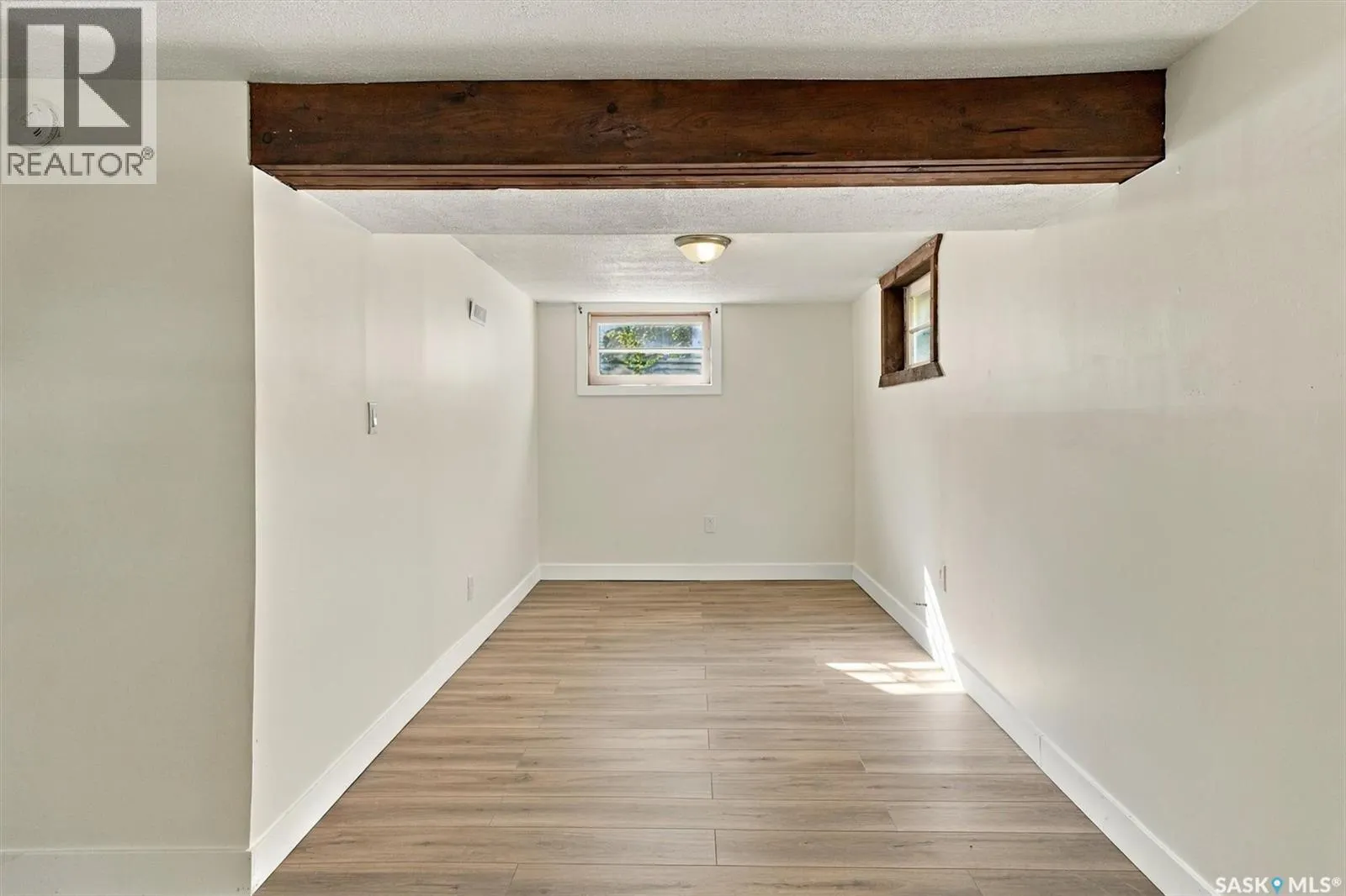 109 108th STREET W