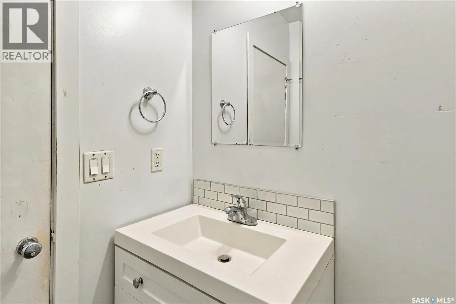 109 108th STREET W
