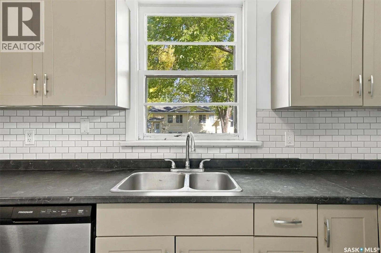 109 108th STREET W