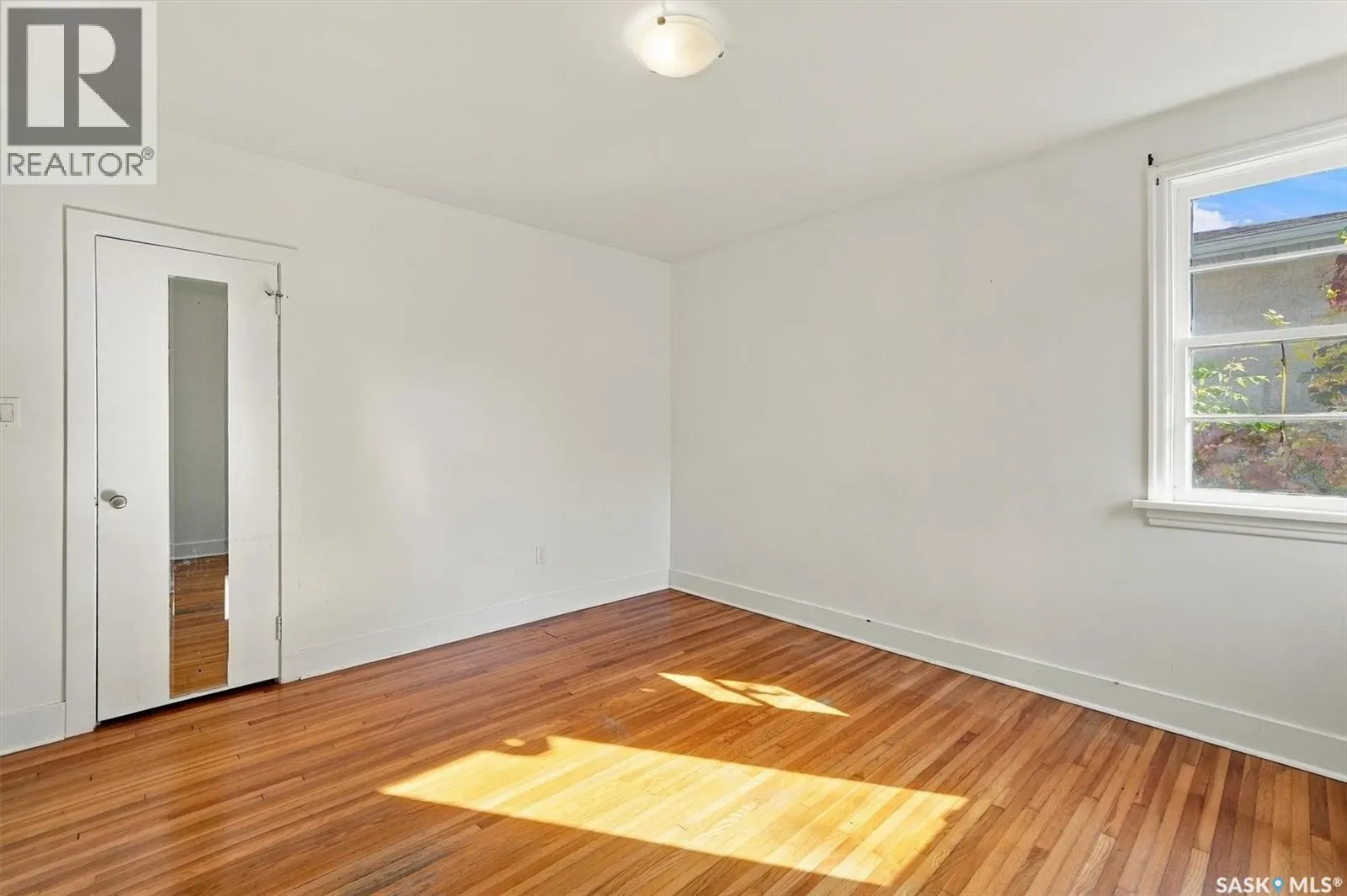 109 108th STREET W