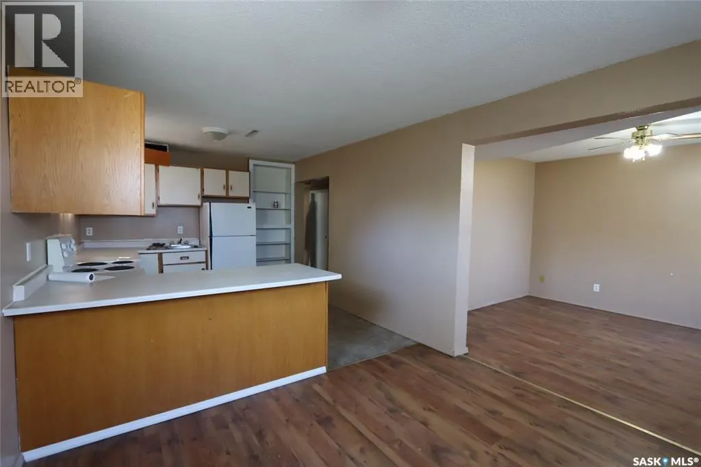 120 26th STREET W