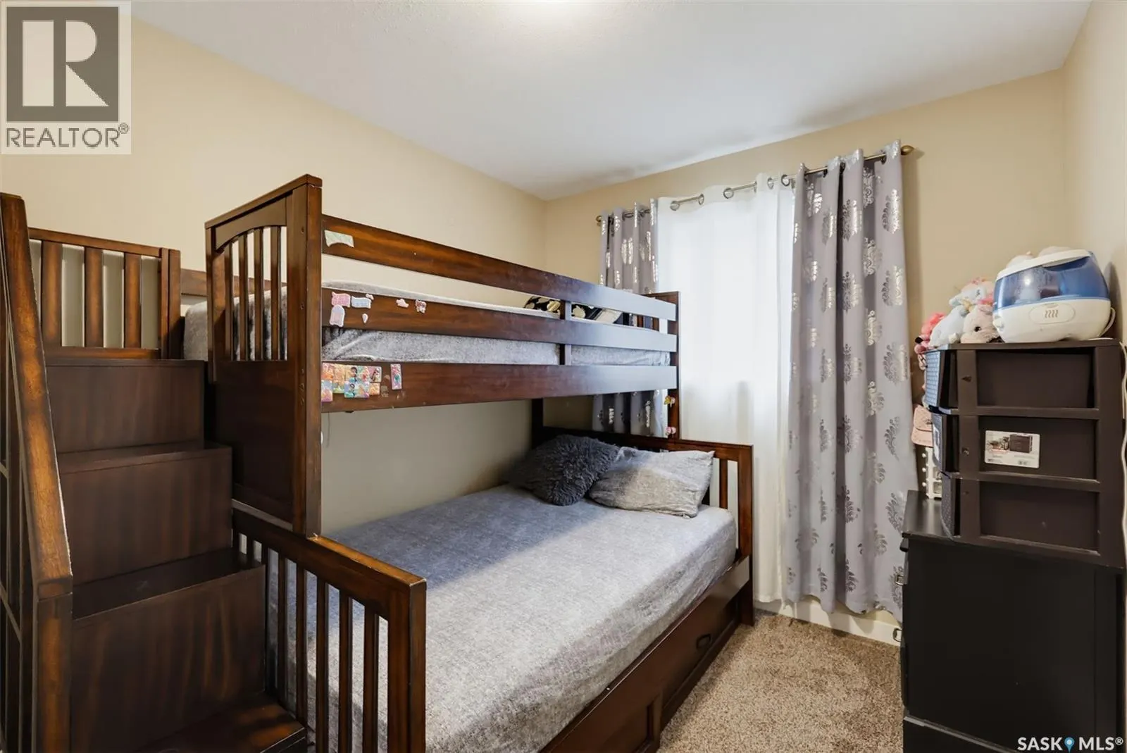 413 X AVENUE S