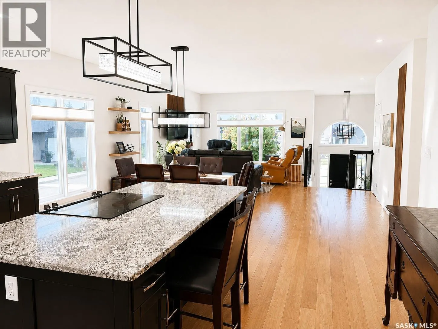 1 Glen Howard WAY