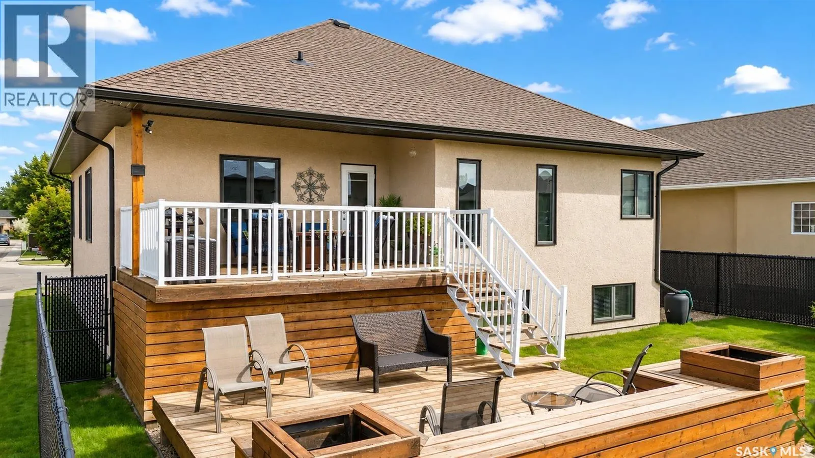1 Glen Howard WAY