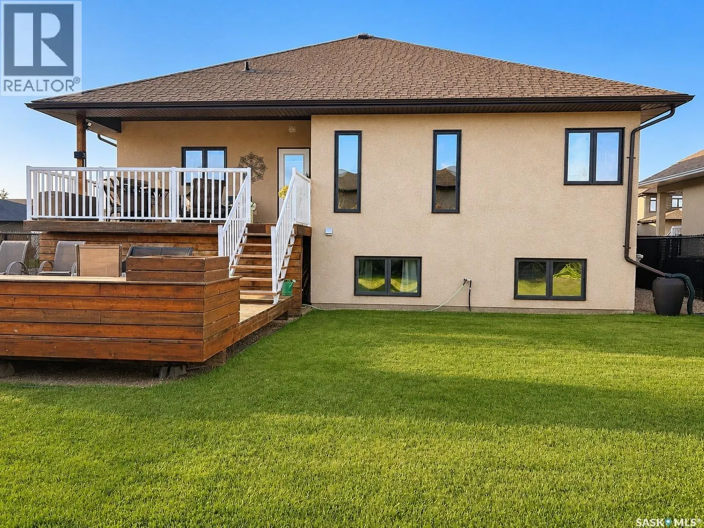 1 Glen Howard WAY