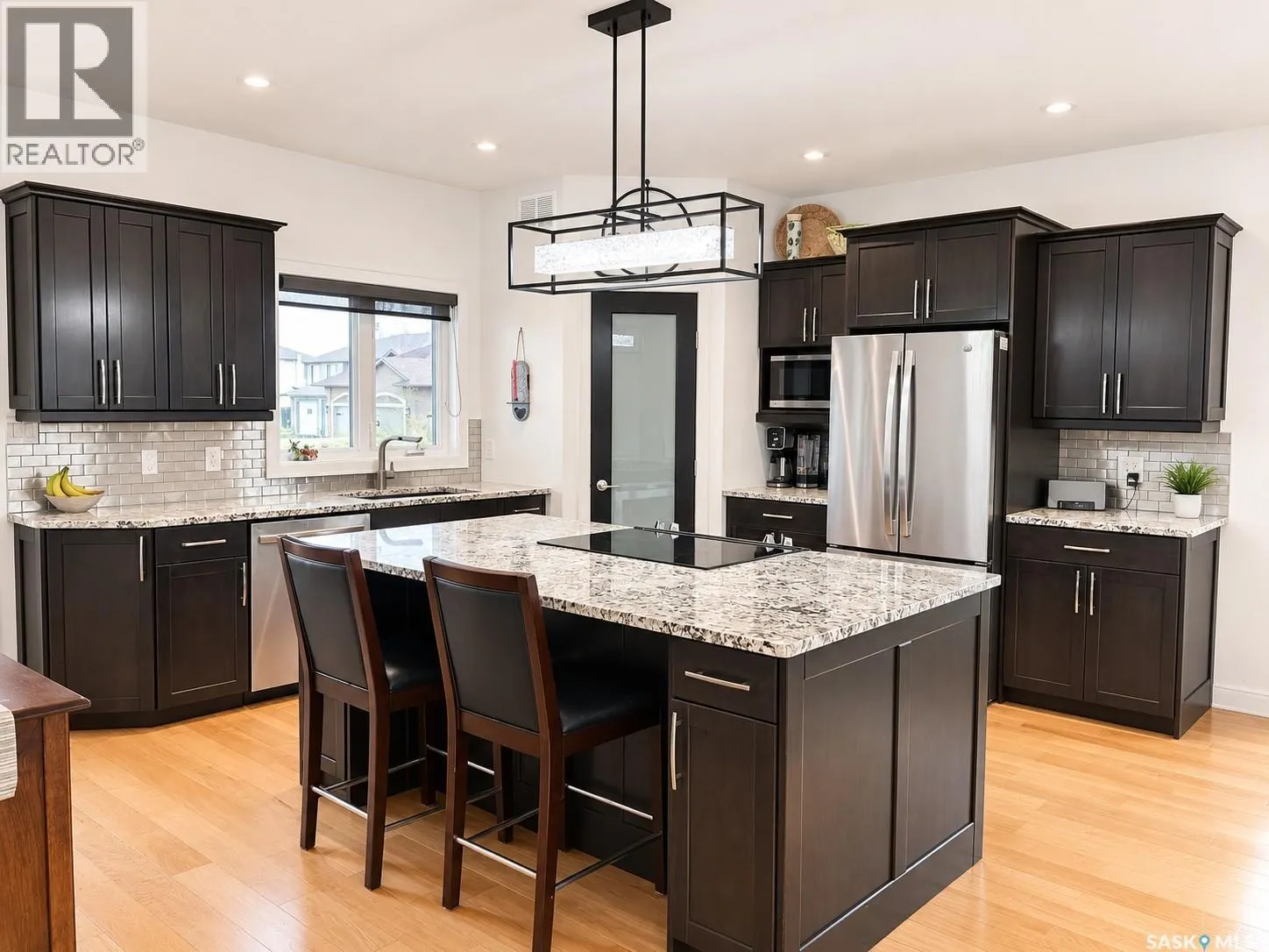 1 Glen Howard WAY