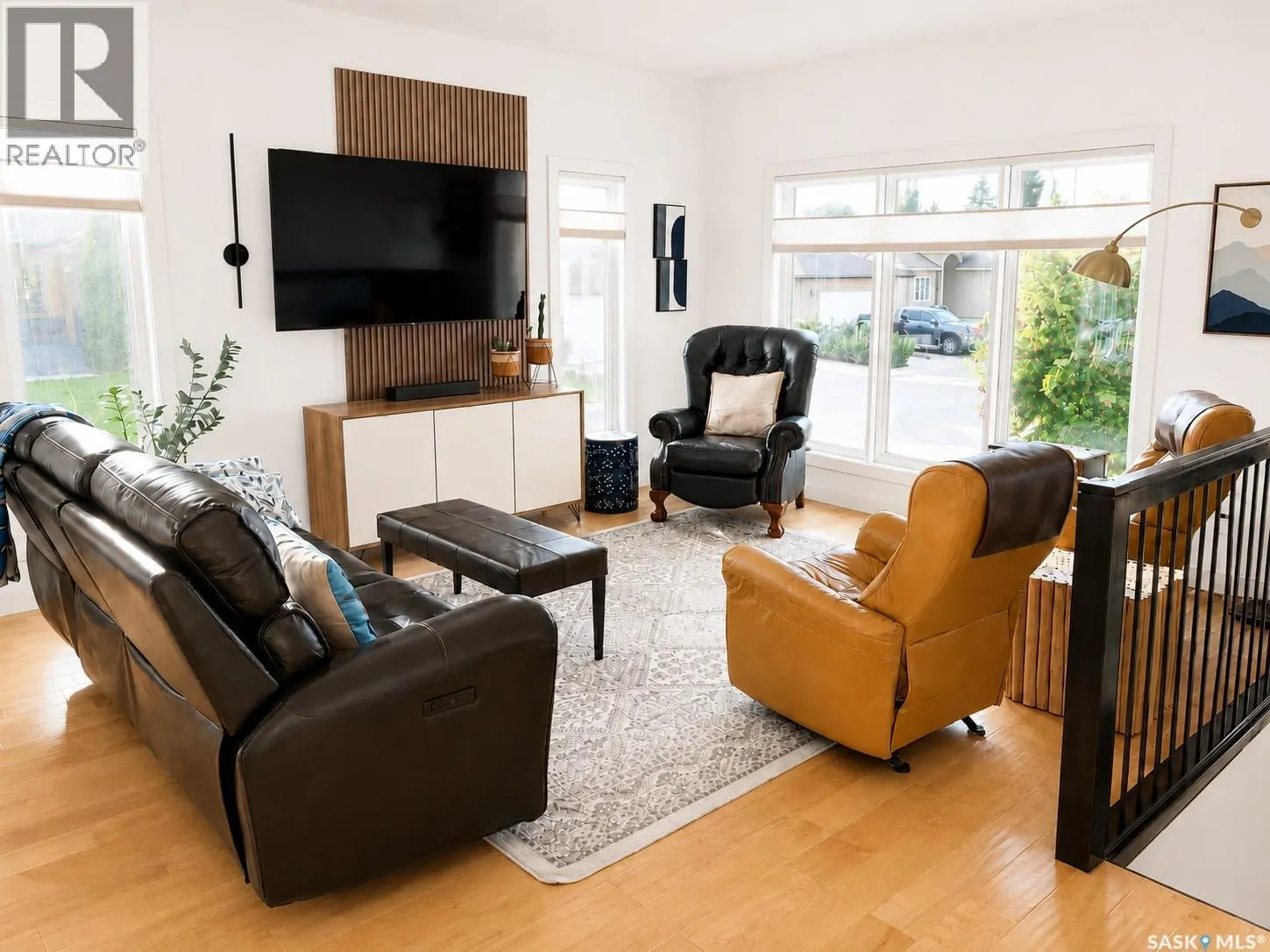 1 Glen Howard WAY