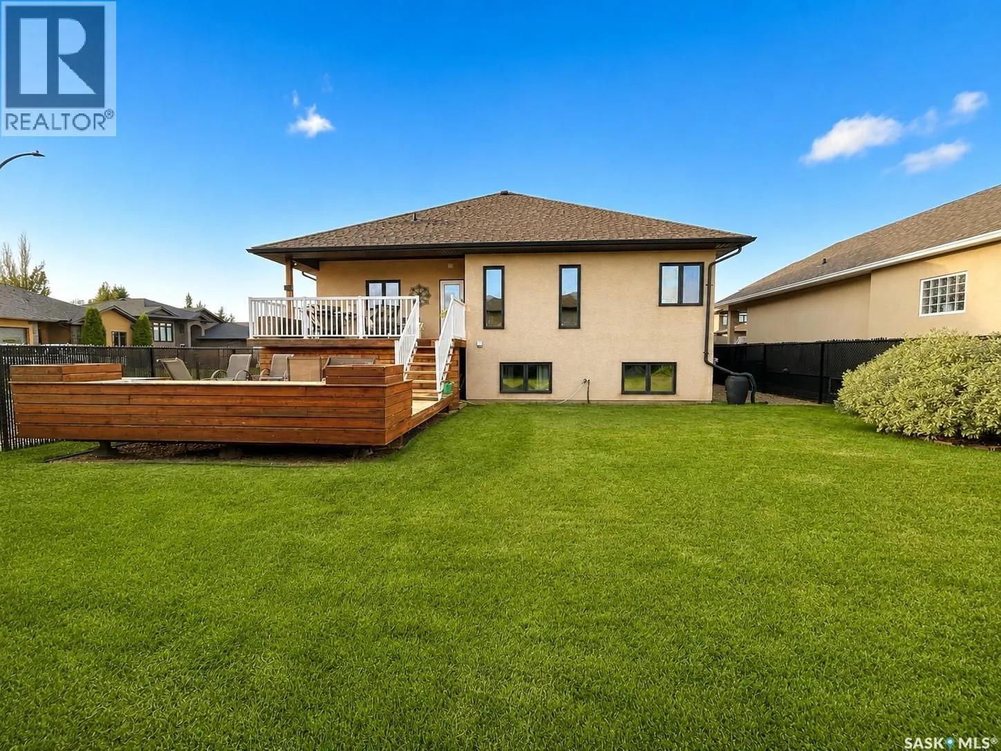 1 Glen Howard WAY