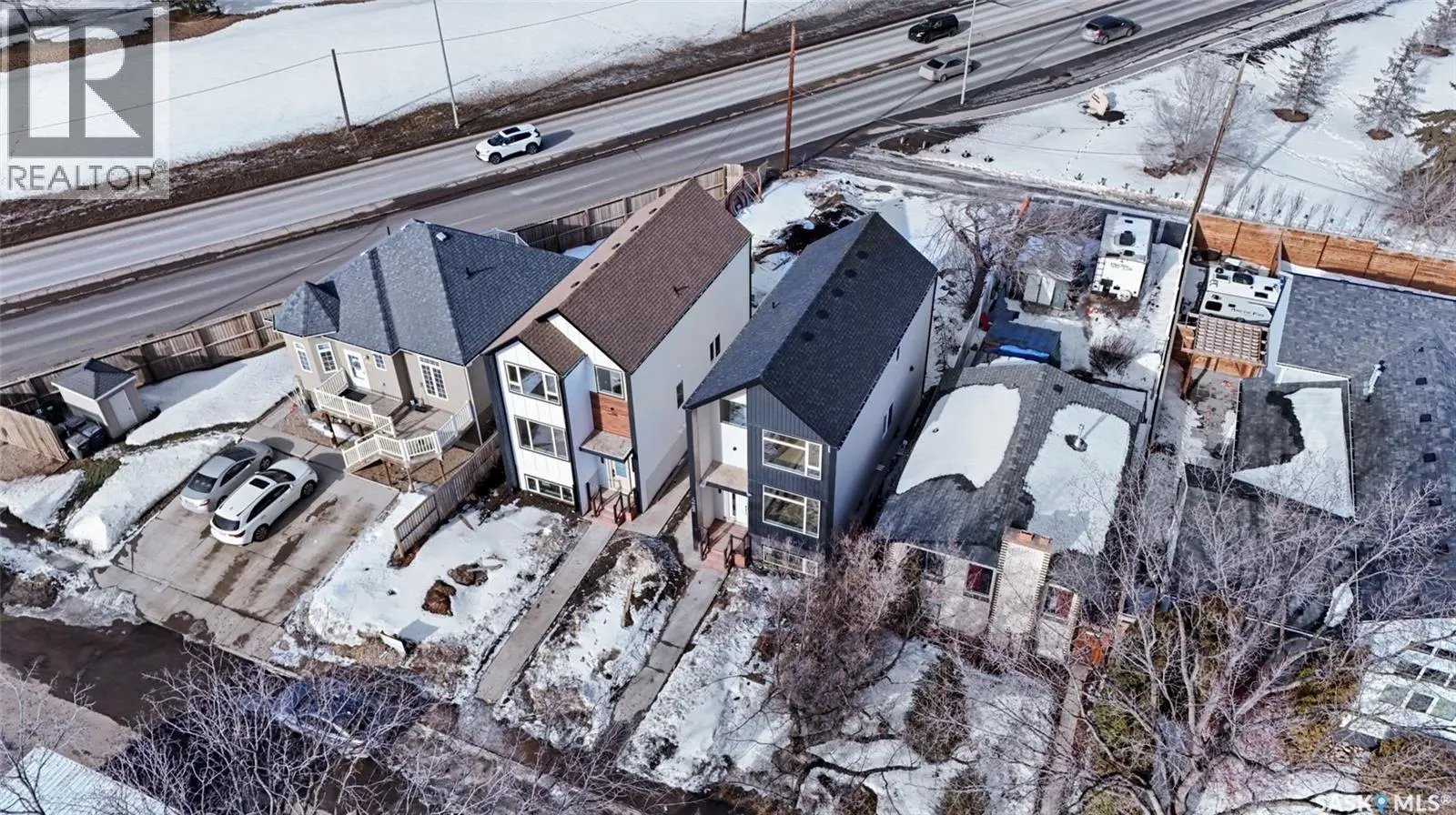 424 Empress STREET