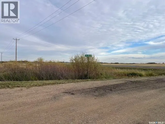 Lot 3/Blk 4  Hwy 303-4.9 Acres