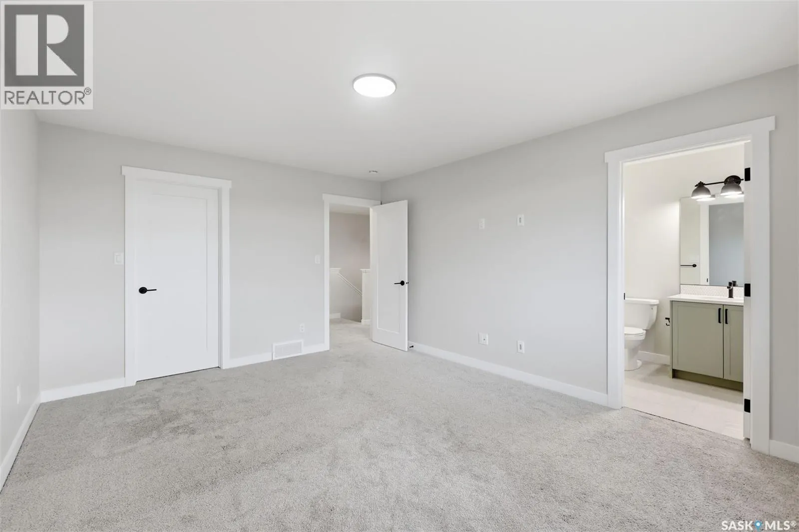 713 Brighton BOULEVARD