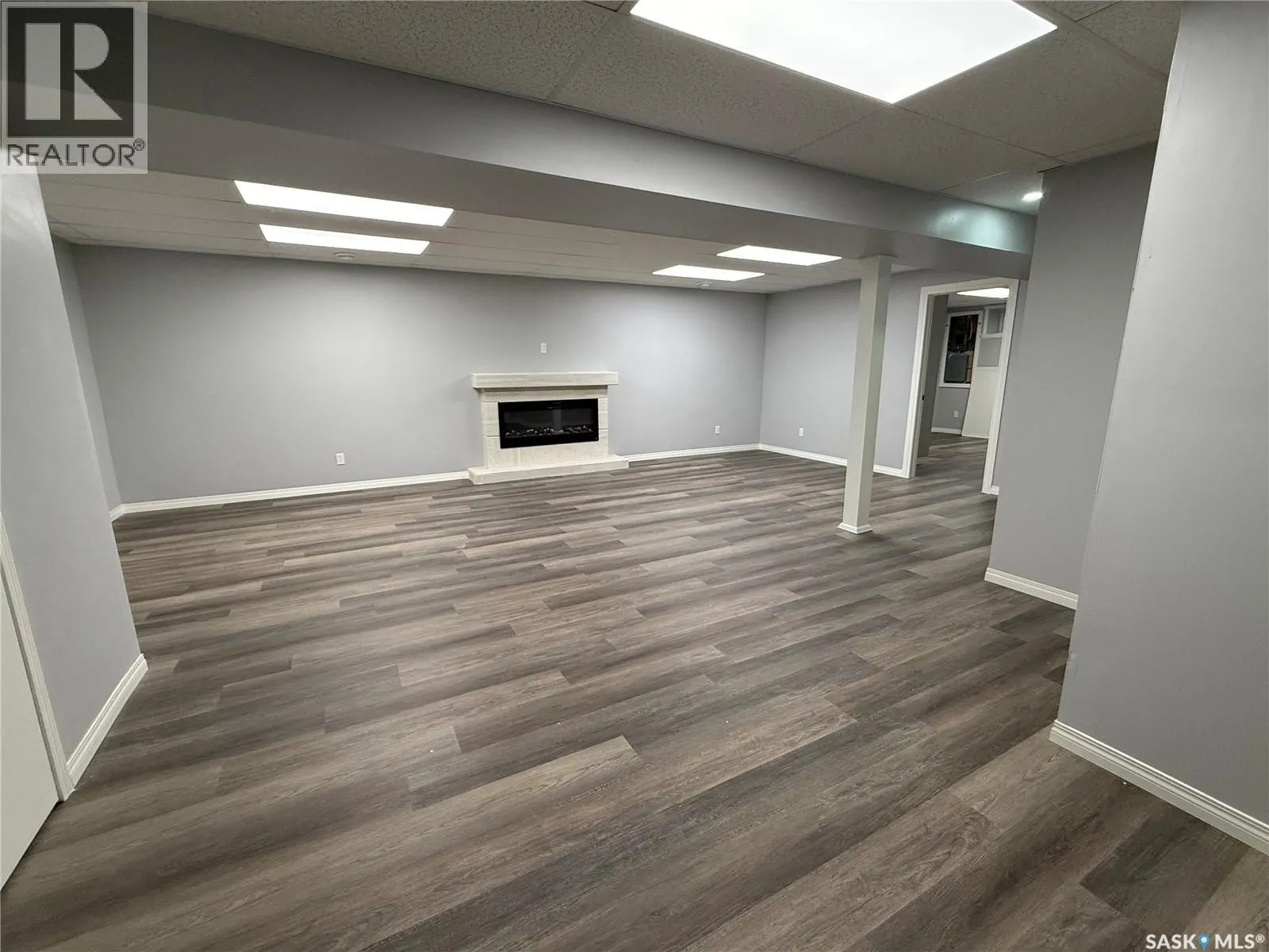 801 Lorne STREET W