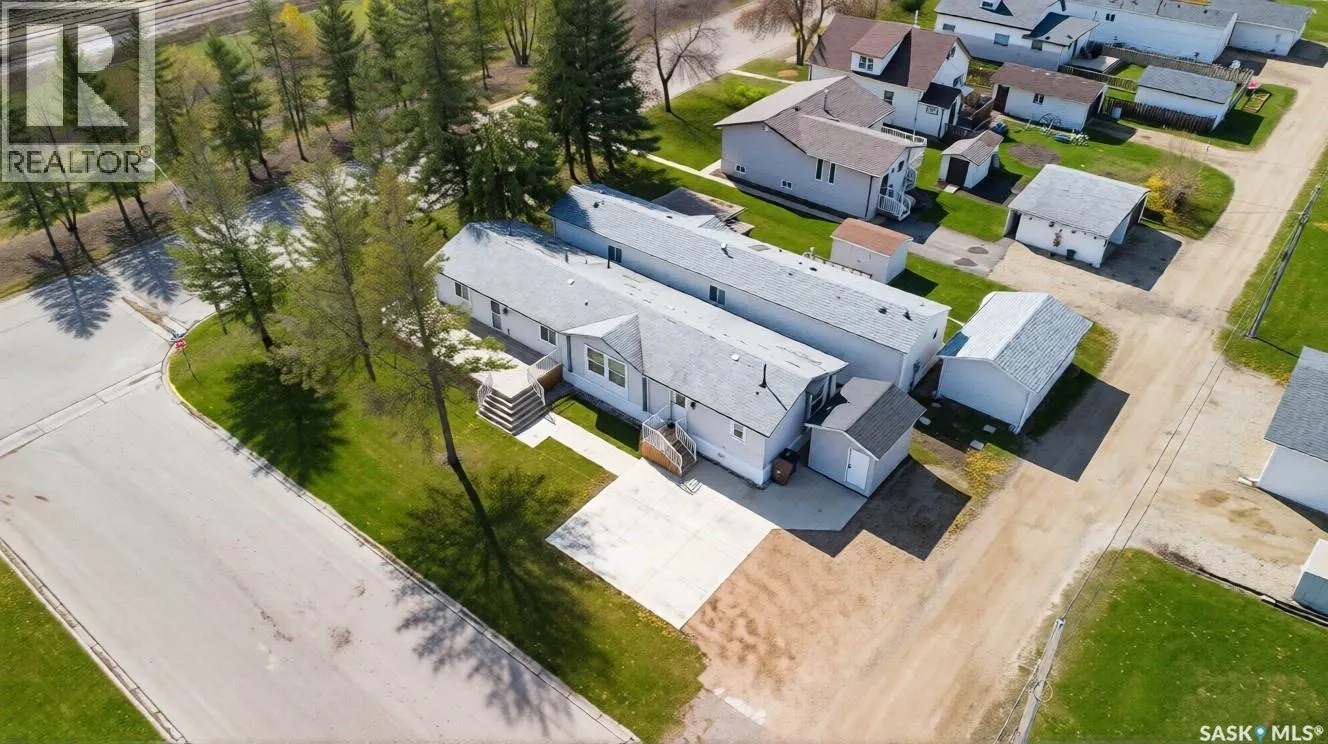 119 Railway AVENUE
