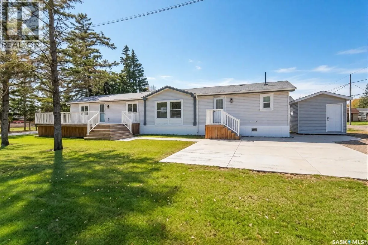 119 Railway AVENUE