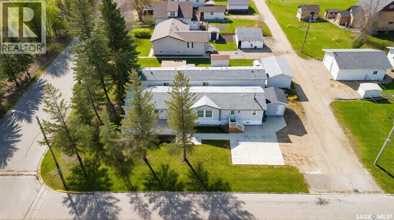 119 Railway AVENUE