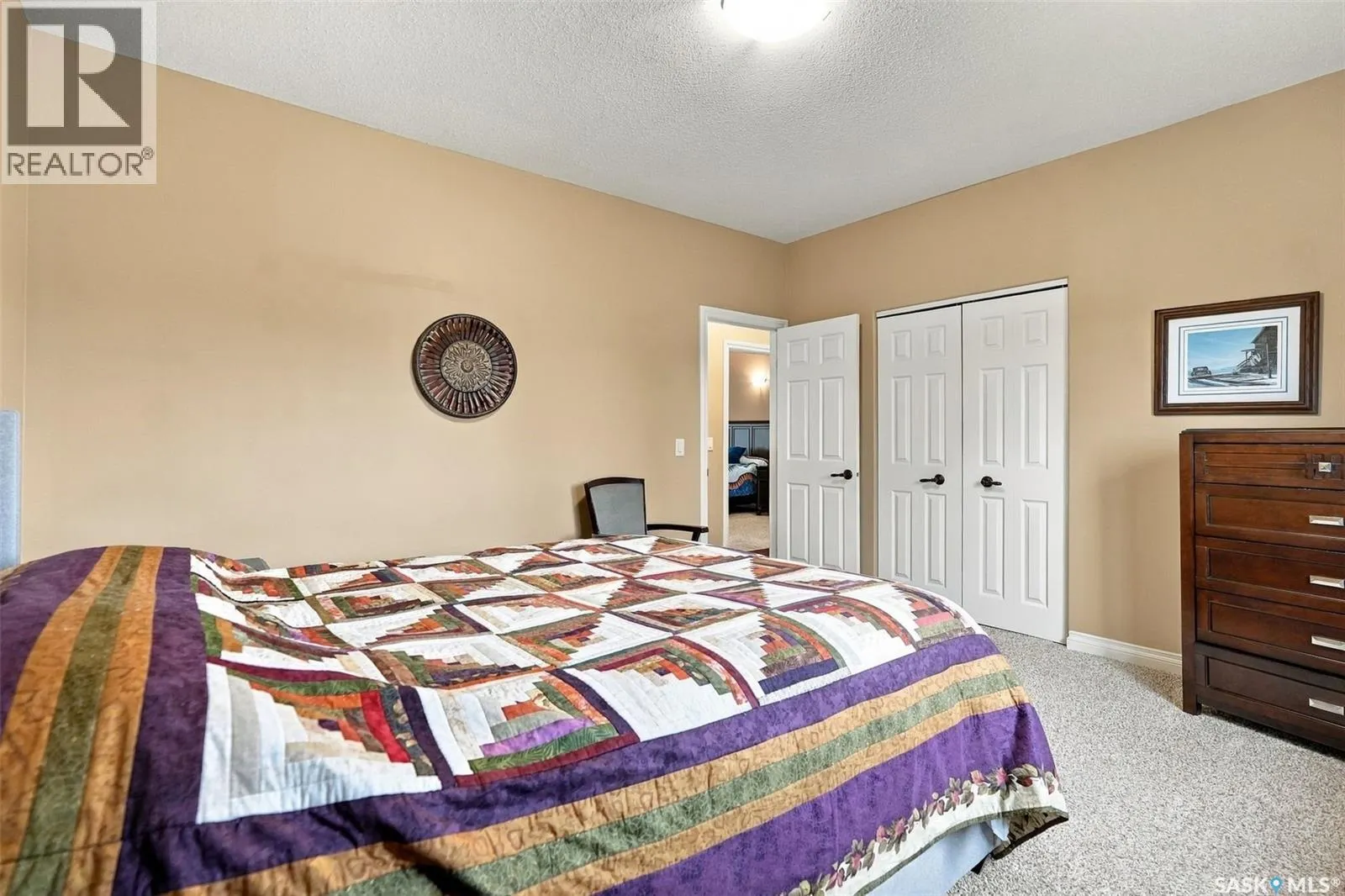 212 EDGEWOOD DRIVE