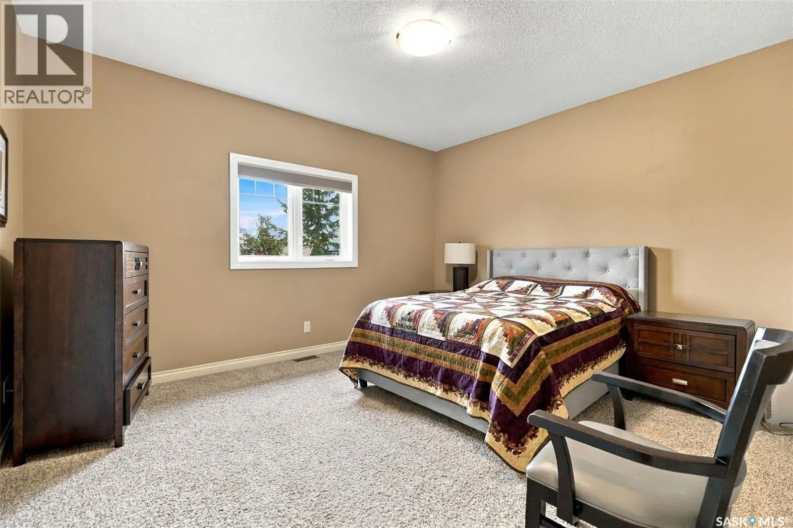 212 EDGEWOOD DRIVE