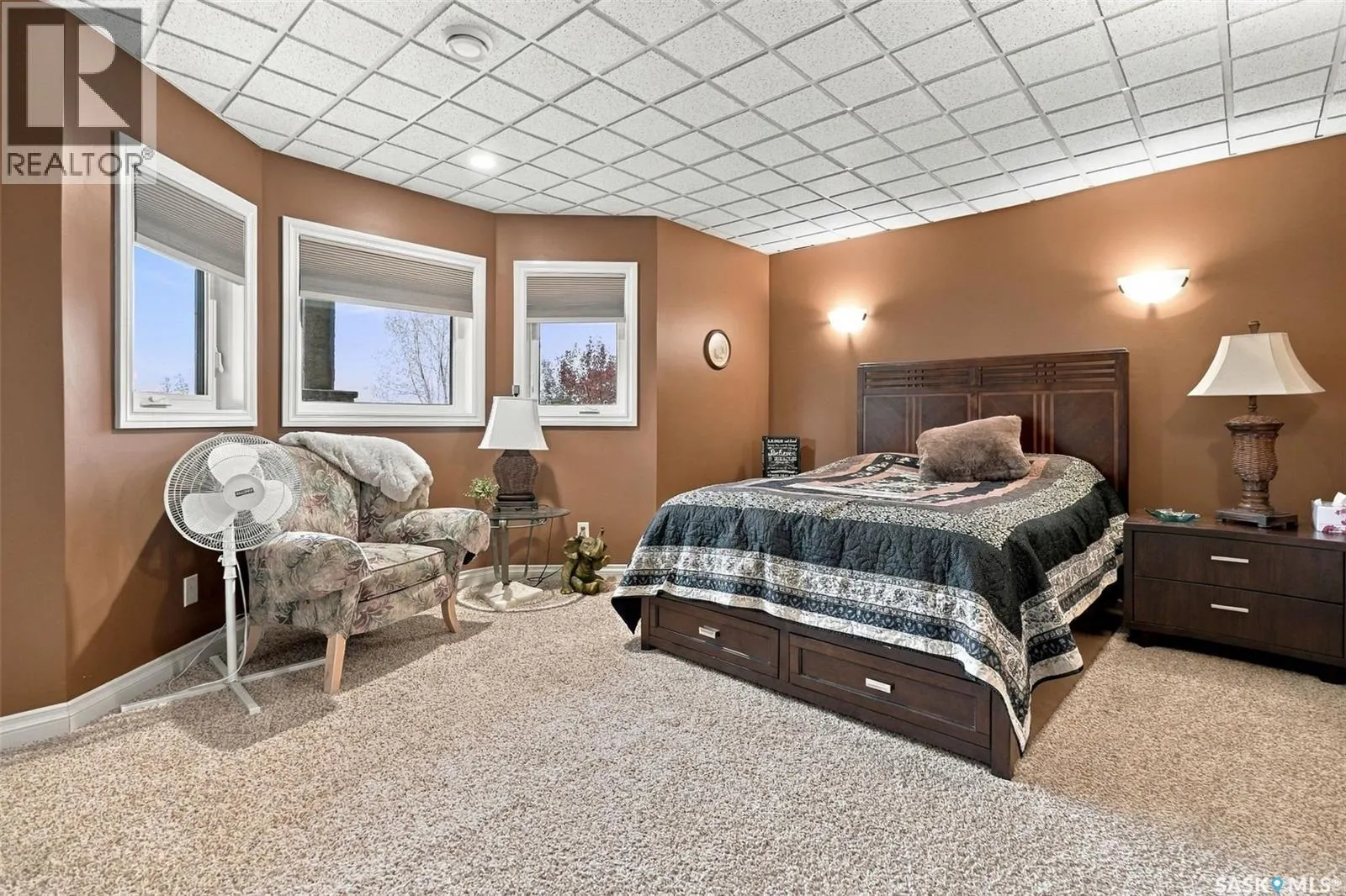 212 EDGEWOOD DRIVE