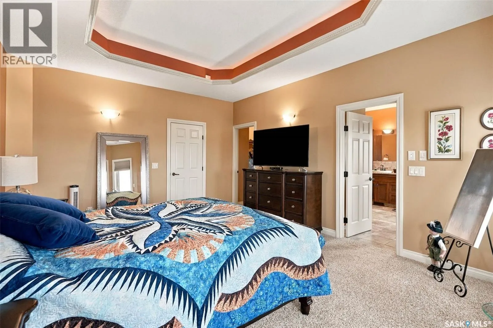 212 EDGEWOOD DRIVE