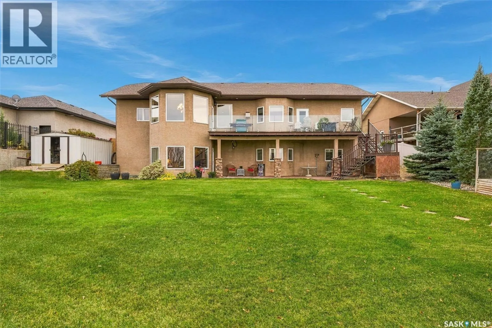 212 EDGEWOOD DRIVE