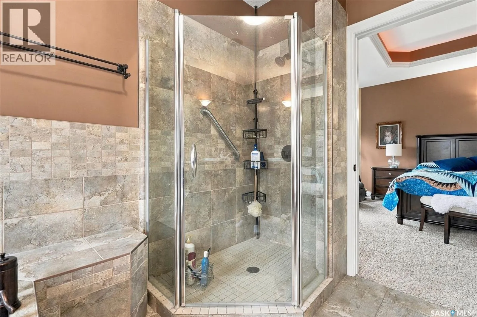 212 EDGEWOOD DRIVE