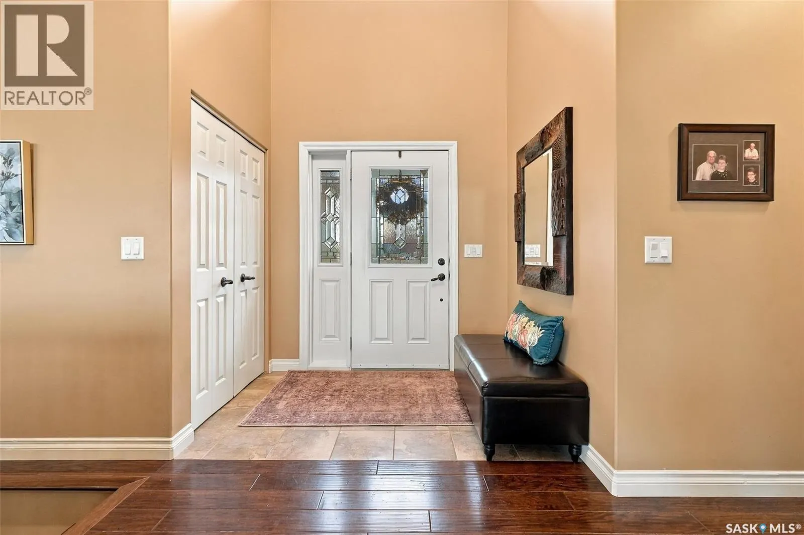 212 EDGEWOOD DRIVE