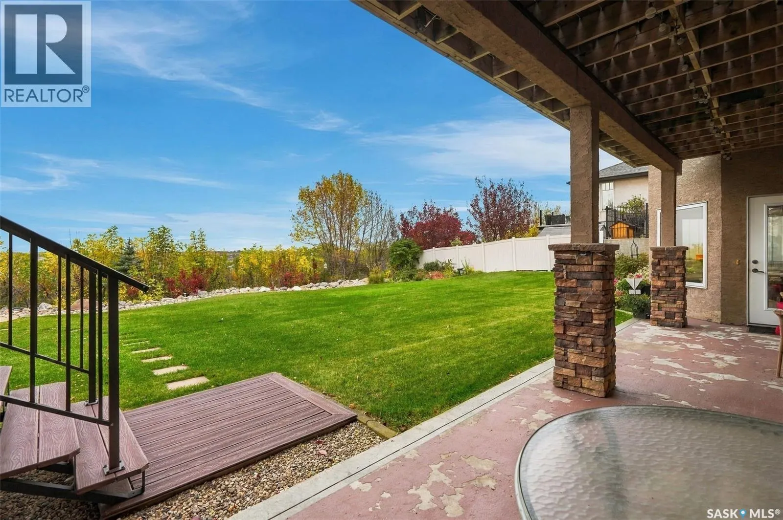 212 EDGEWOOD DRIVE