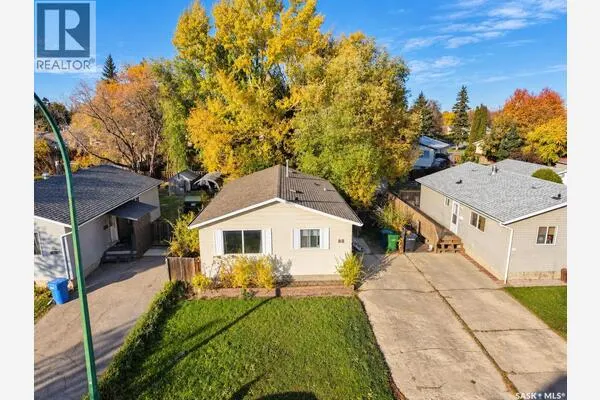 88 Bowerman CRESCENT
