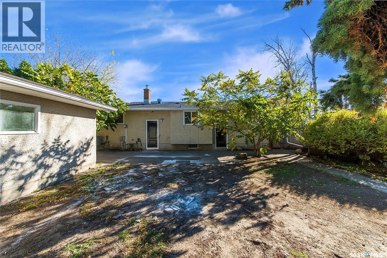 330 Acadia DRIVE