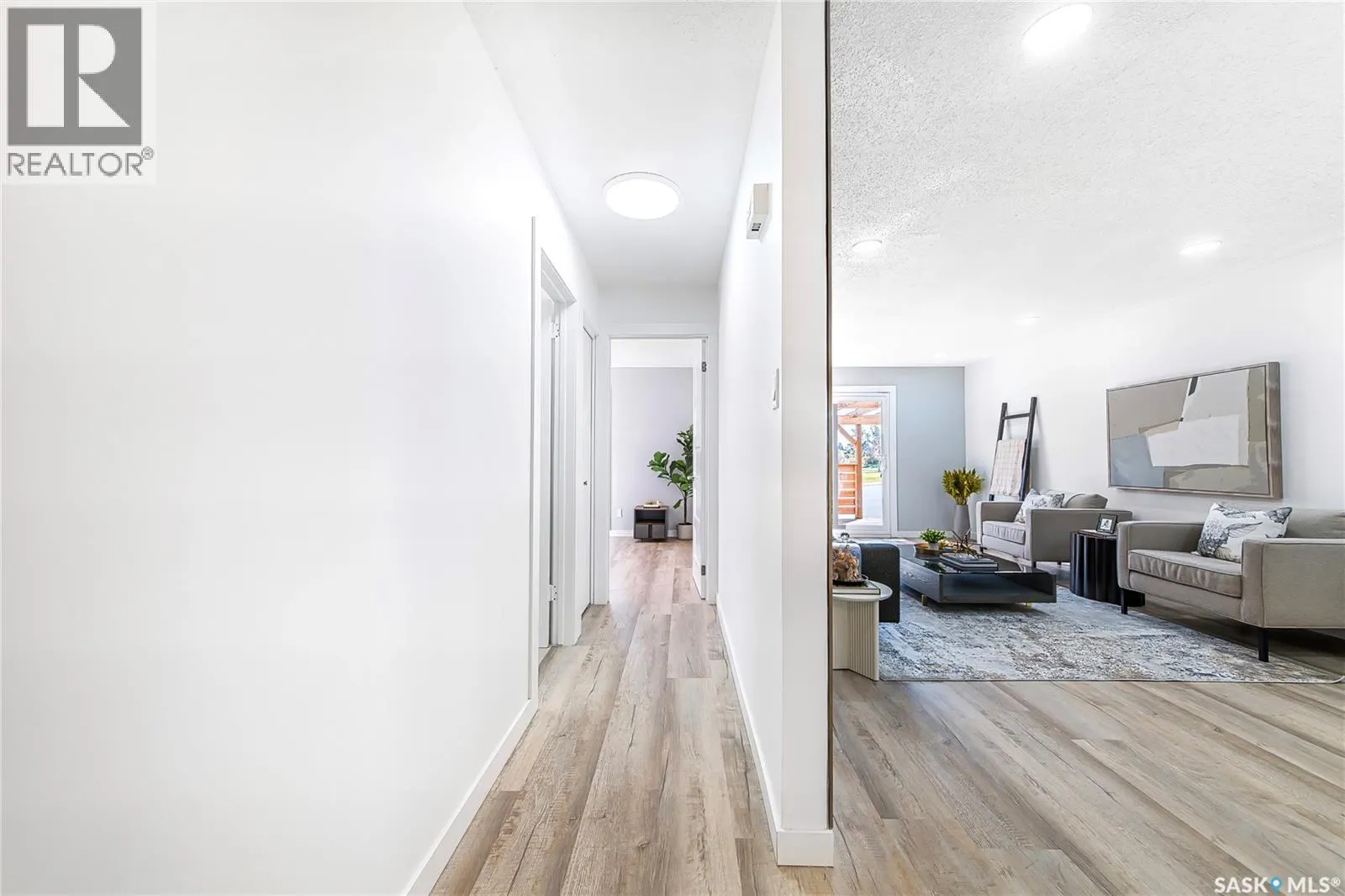330 Acadia DRIVE