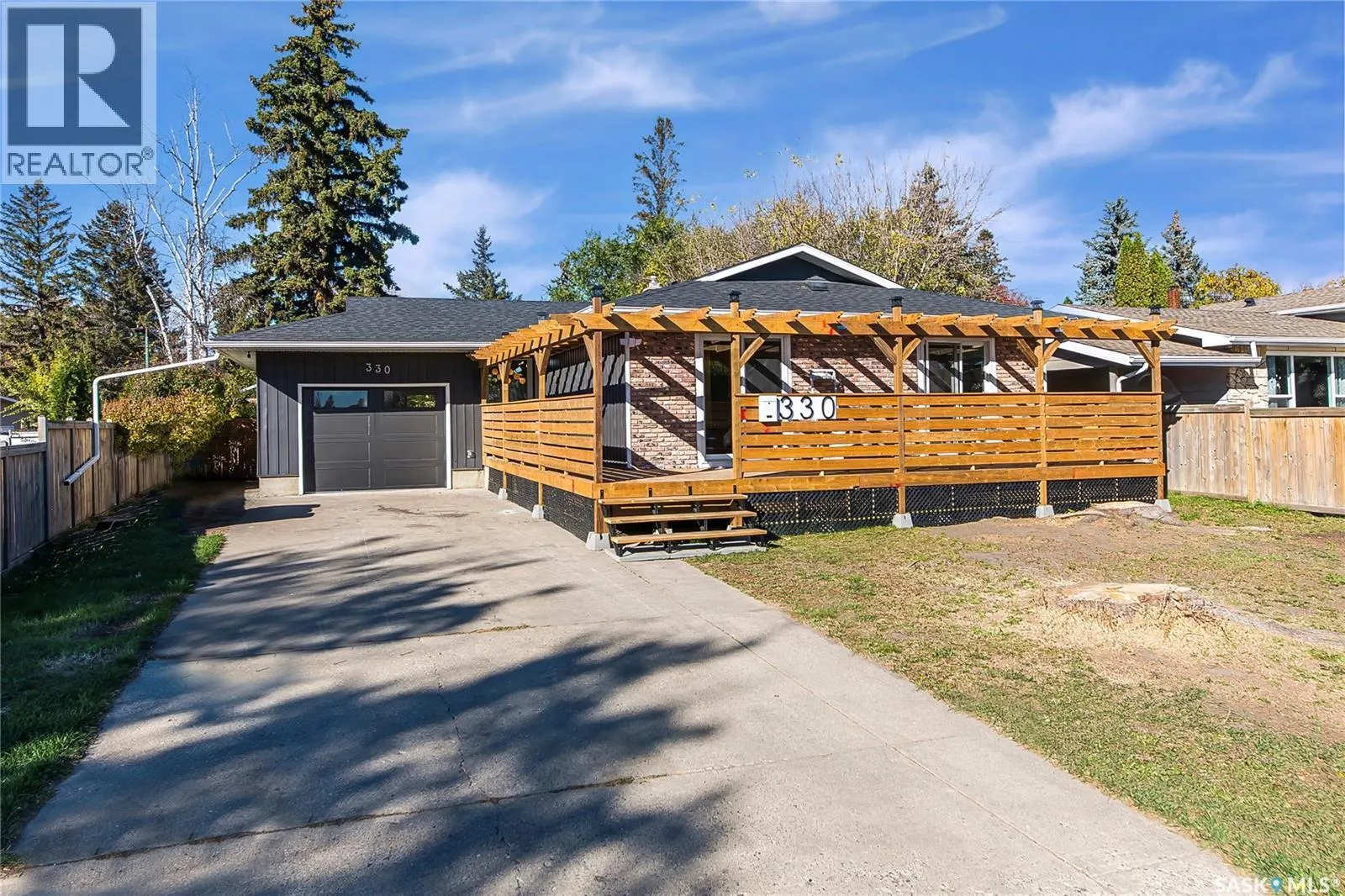 330 Acadia DRIVE