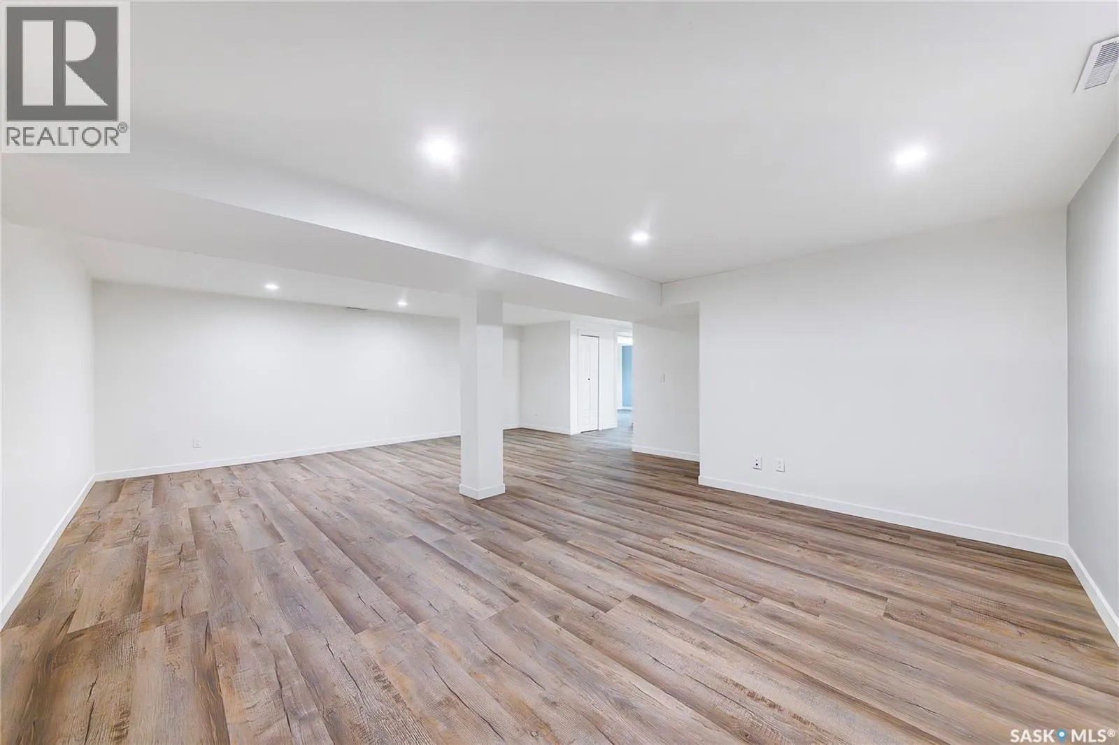 330 Acadia DRIVE