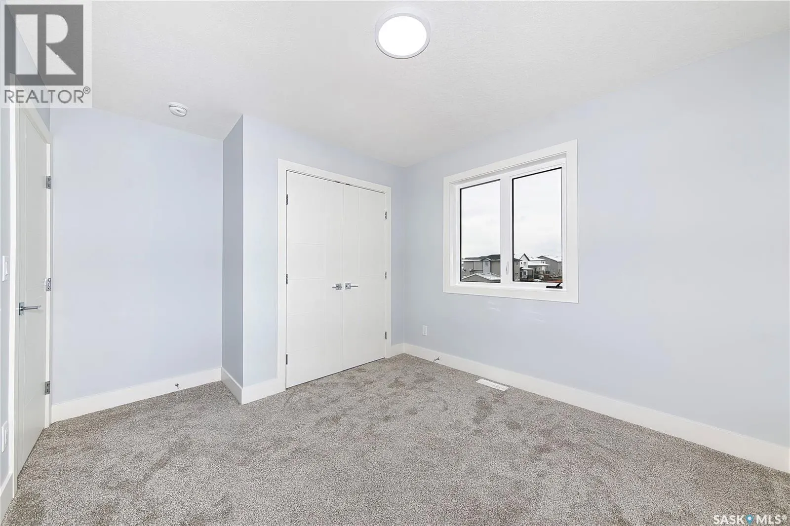 807 Brighton BOULEVARD