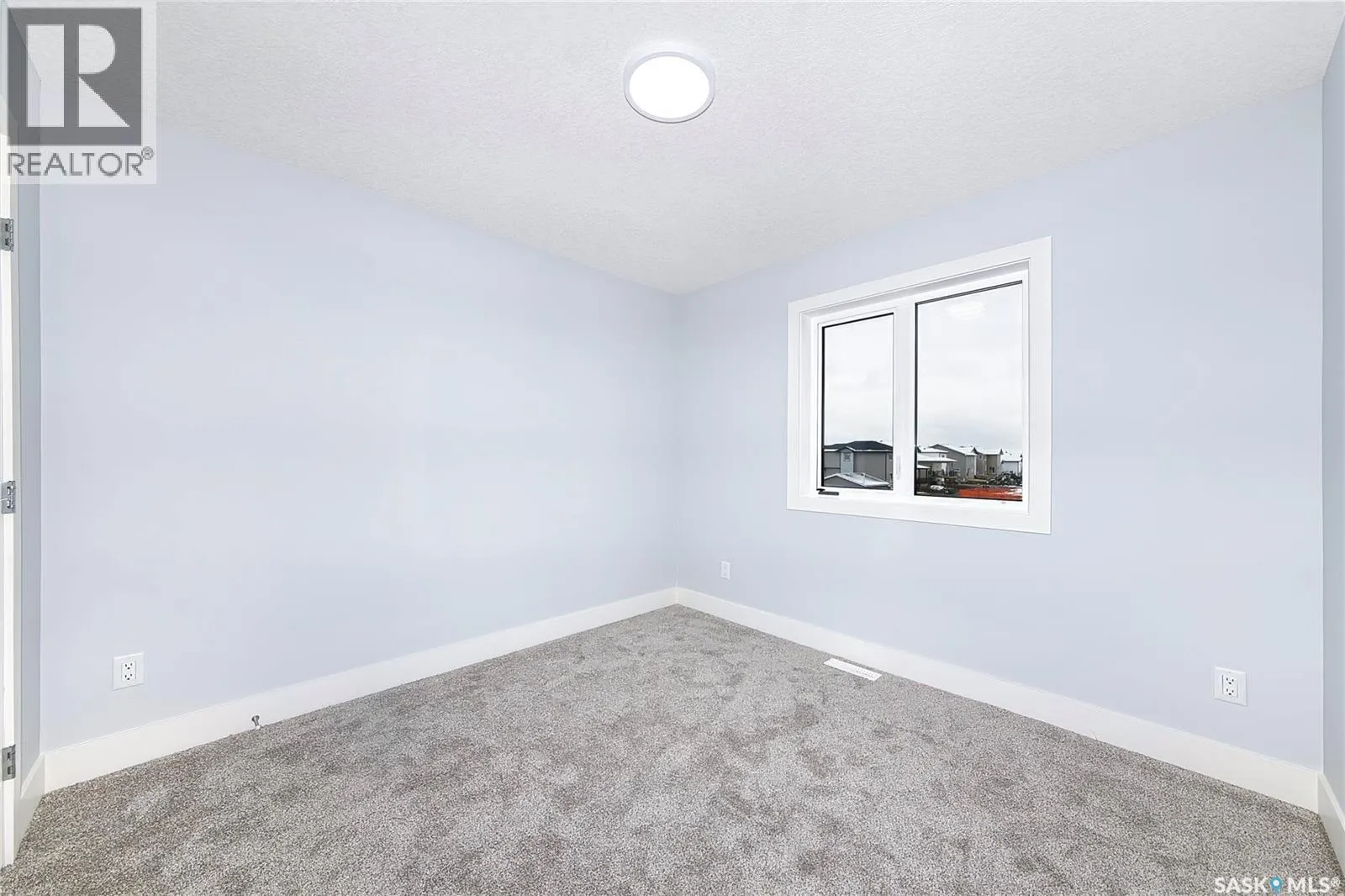 807 Brighton BOULEVARD