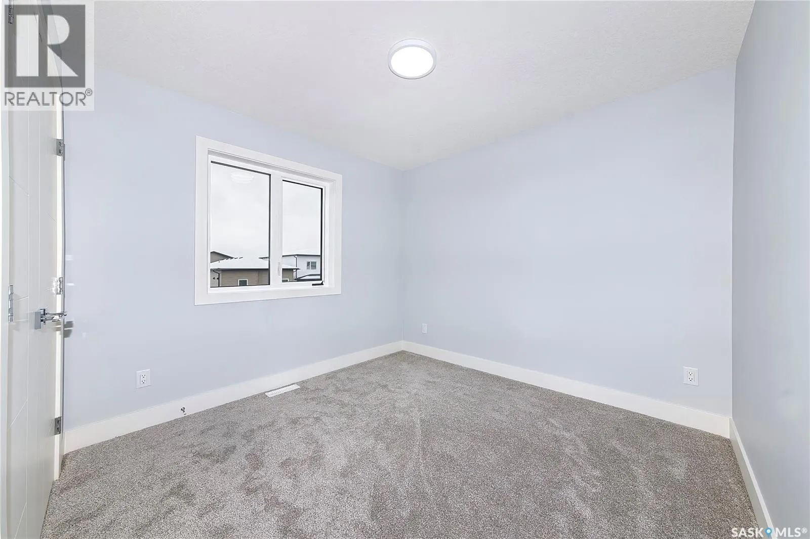 807 Brighton BOULEVARD