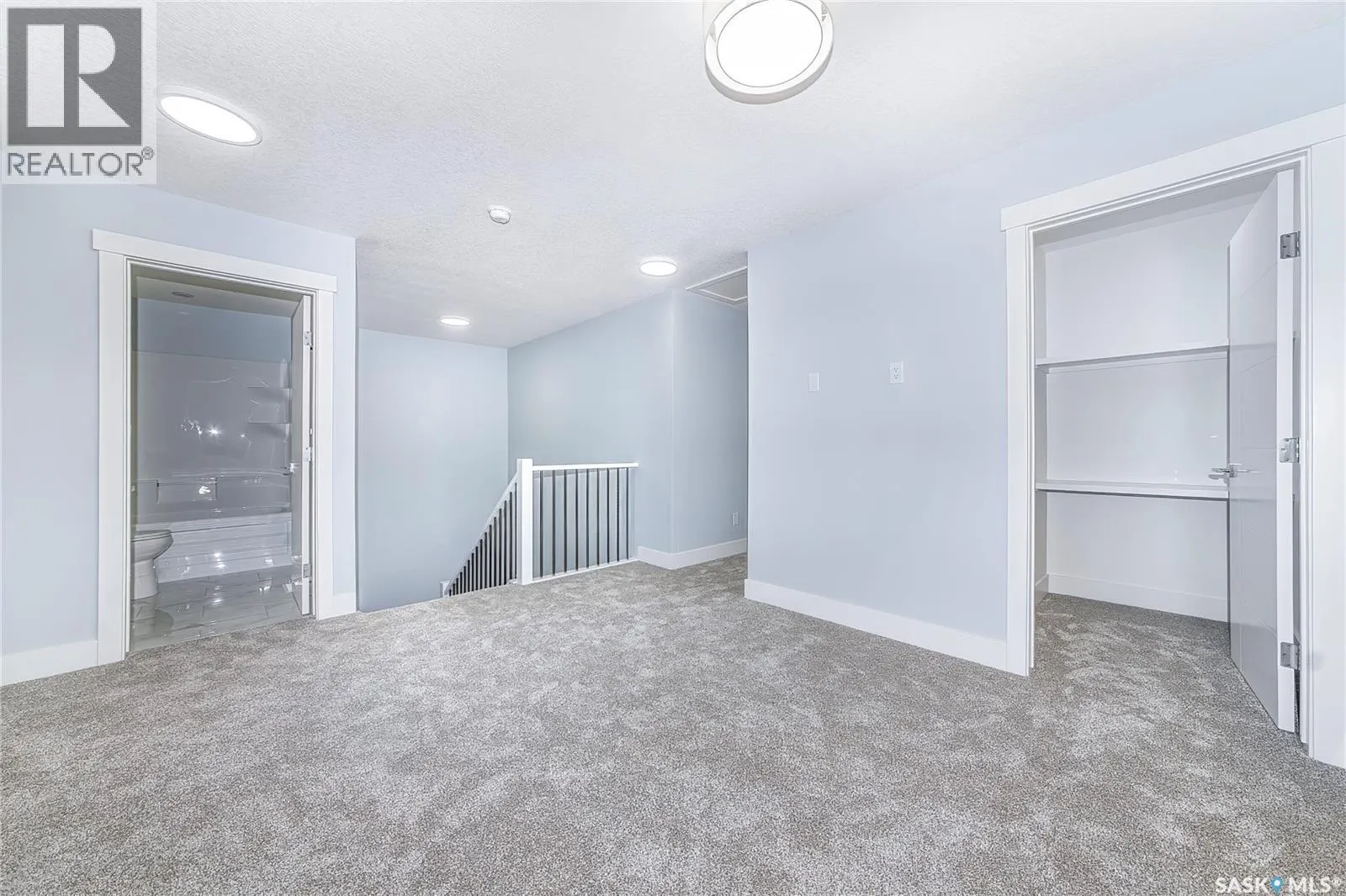 807 Brighton BOULEVARD