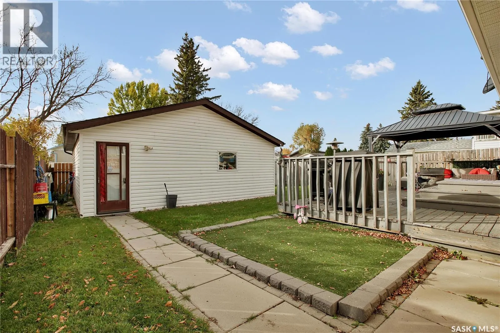 106 Shea CRESCENT