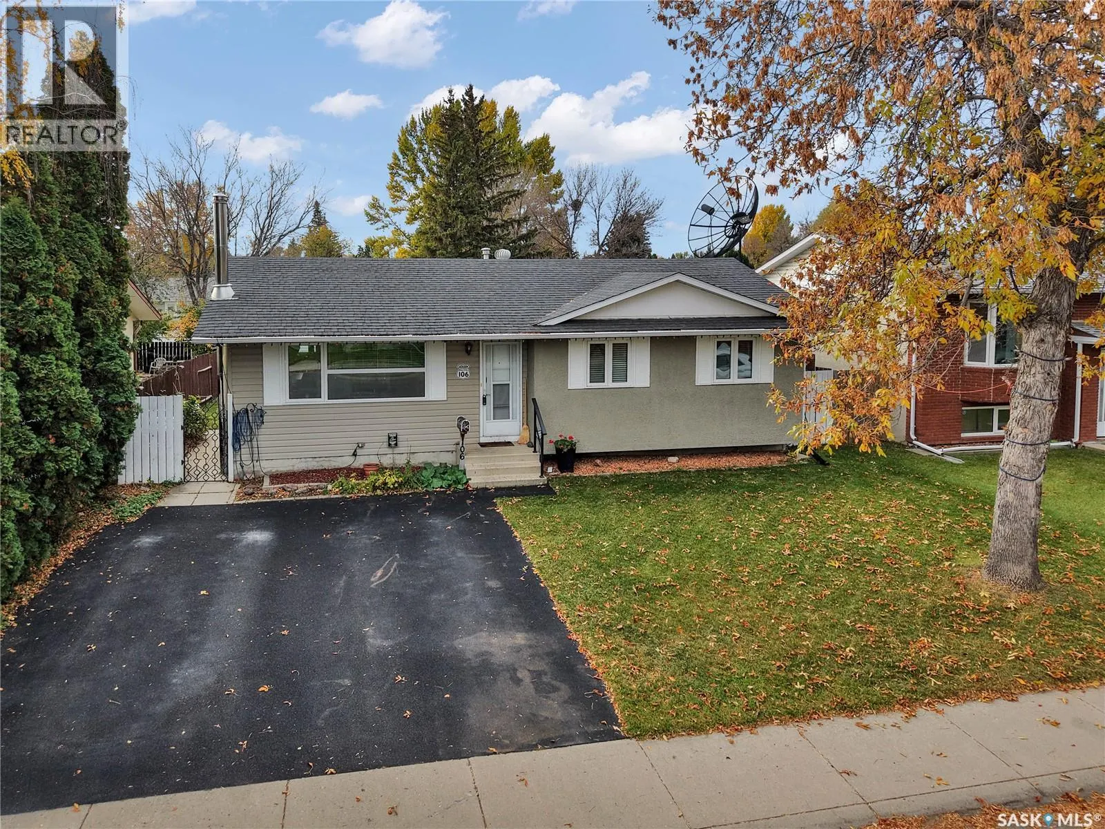 106 Shea CRESCENT
